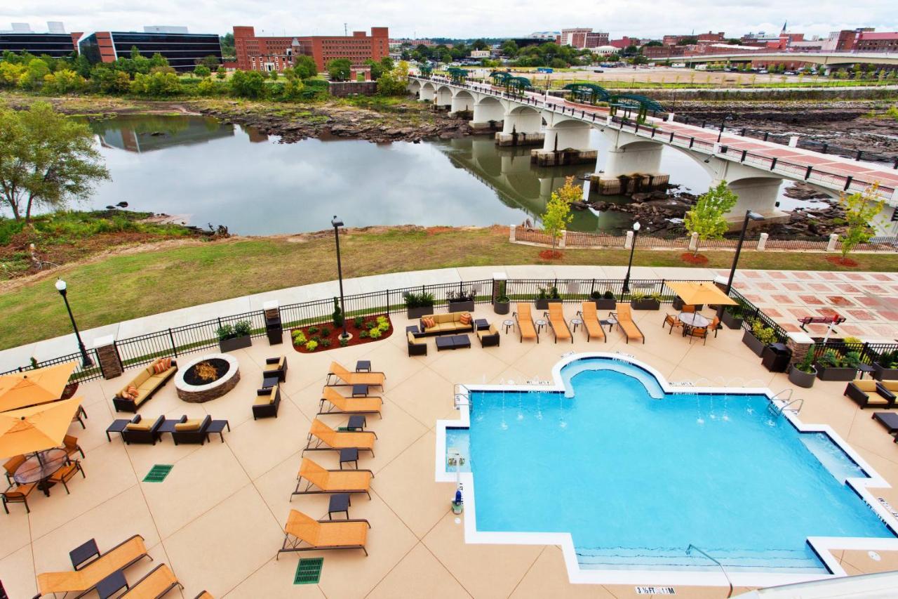 Courtyard By Marriott Columbus פניקס סיטי מראה חיצוני תמונה