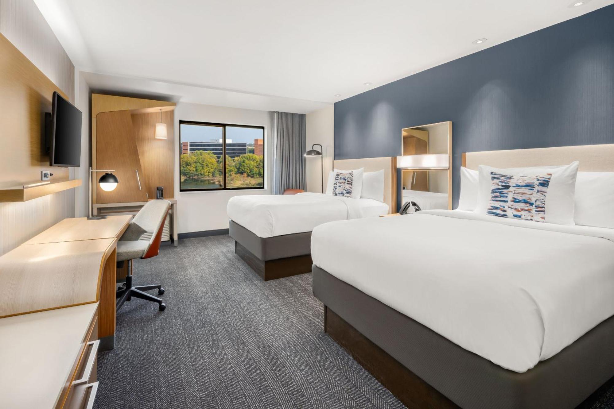Courtyard By Marriott Columbus פניקס סיטי מראה חיצוני תמונה